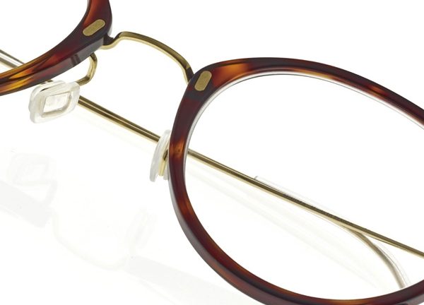 Zoom-MH1-C18-1831-1-haut-